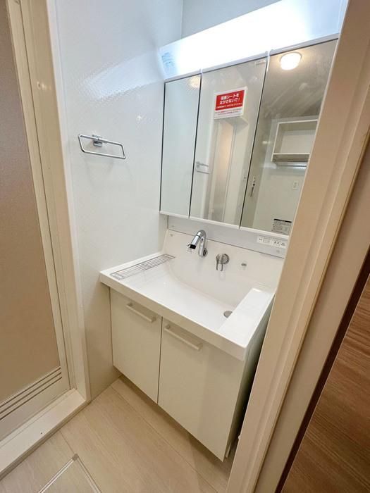 �y���ʏ��z�@