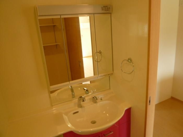 �y���ʏ��z�@