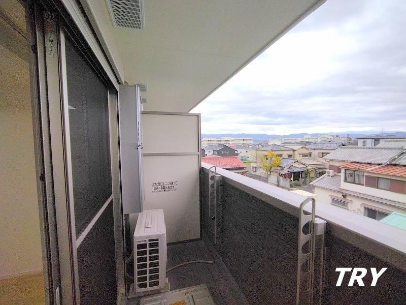 �y�o���R�j�[�z�@