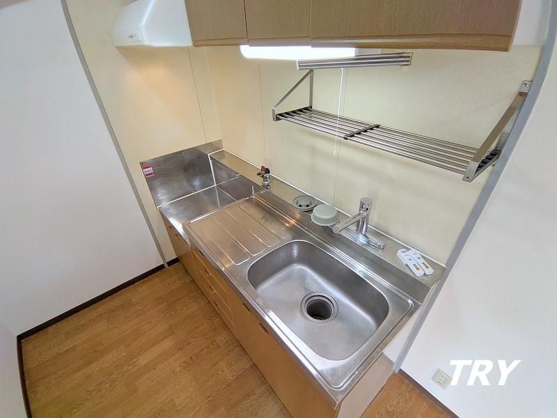 �y�L�b�`���z�@