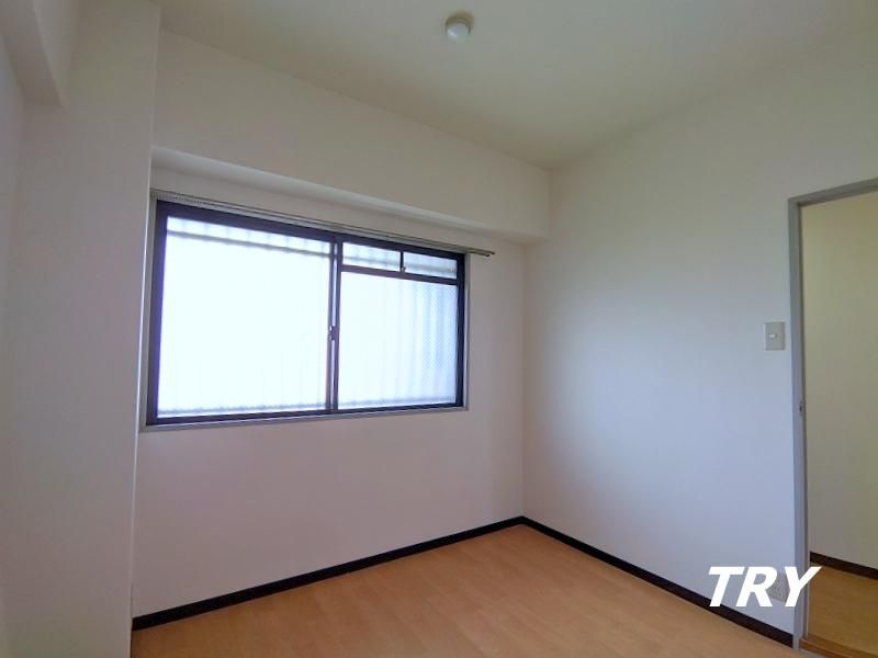 �y�Q���z�@