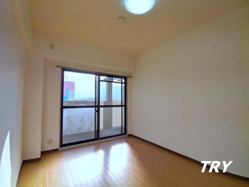 �y�Q���z�@