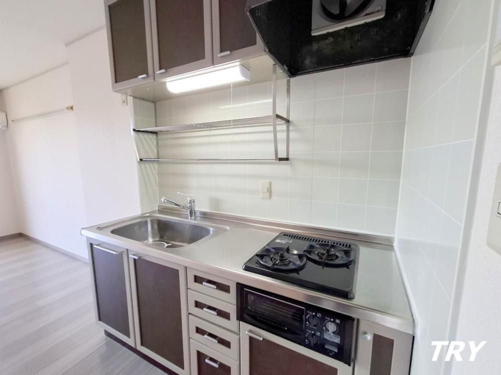 �y�L�b�`���z�@