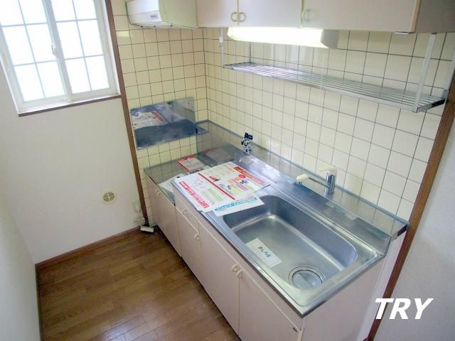 �y�L�b�`���z�@