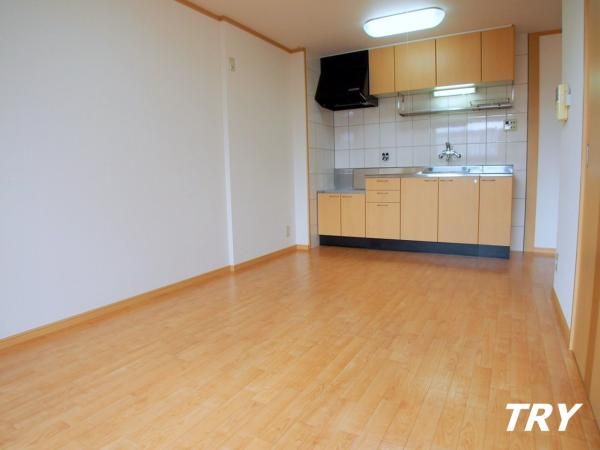 �y�����E���r���O�z�@