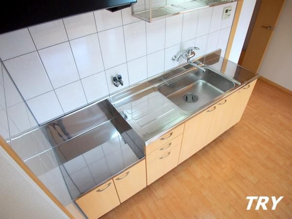 �y�L�b�`���z�@