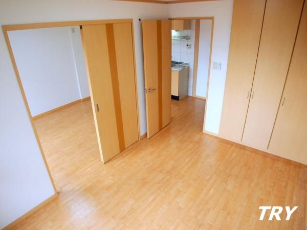 �y�Q���z�@