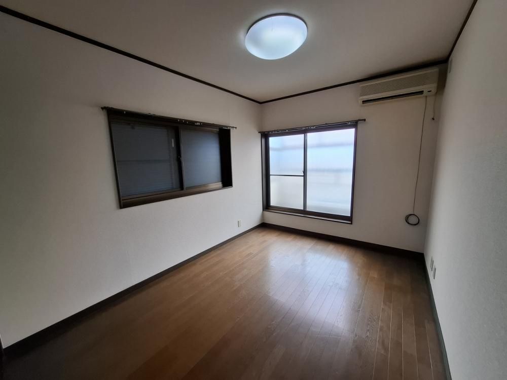 �y���̑������E�X�y�[�X�z�@