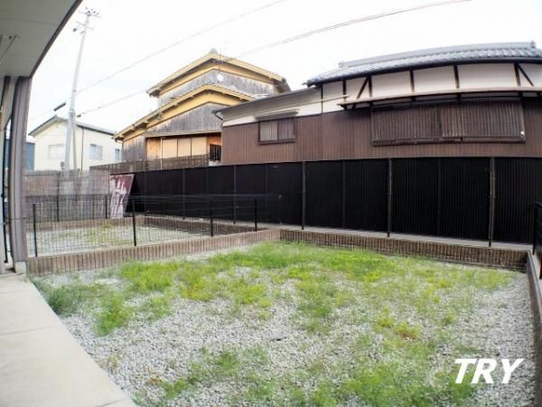 �y��z�@��p��