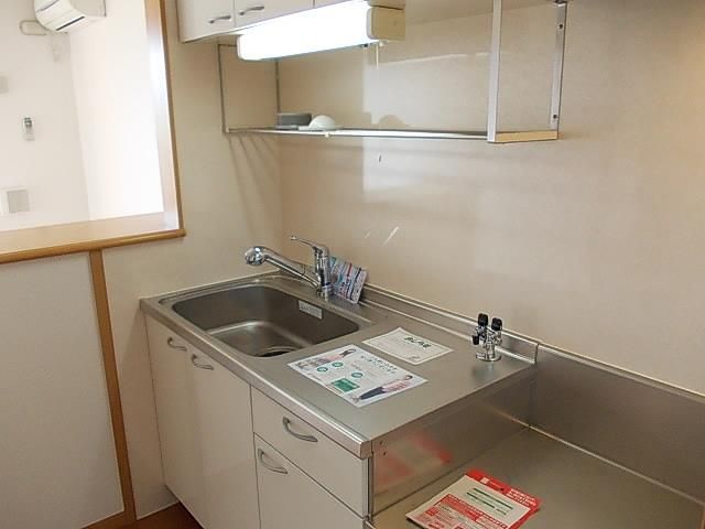 �y�L�b�`���z�@