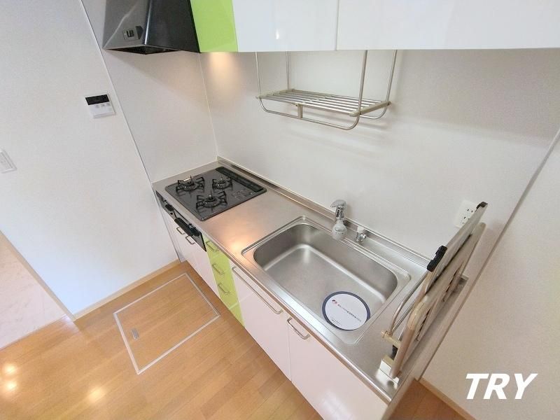 �y�L�b�`���z�@