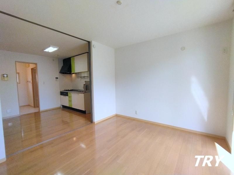 �y�Q���z�@