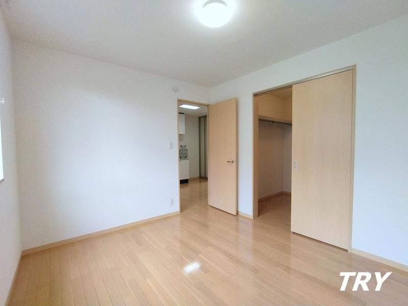 �y�Q���z�@