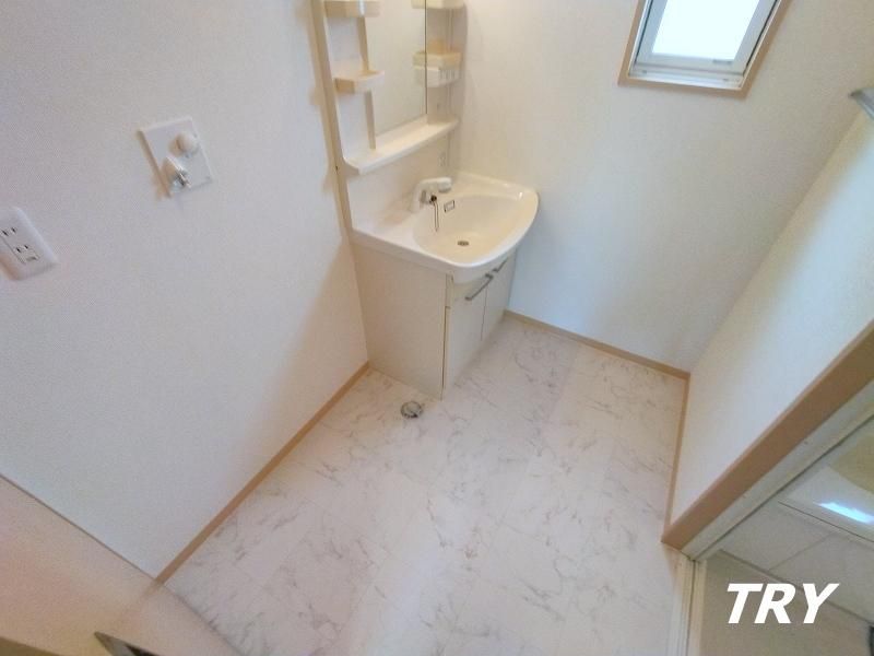 �y���ʏ��z�@