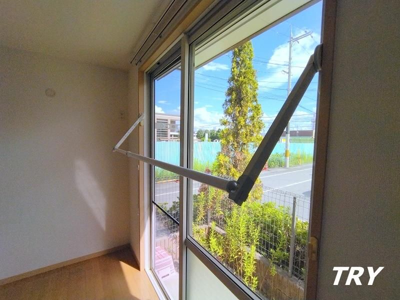 �y���̑��ݔ��z�@