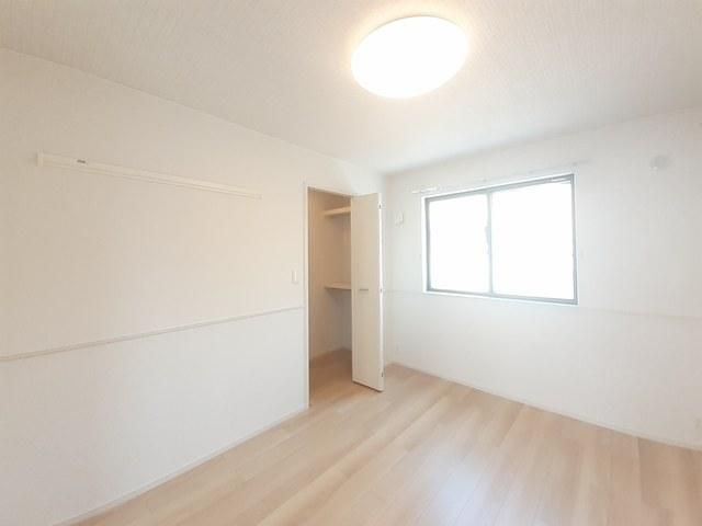 �y�Q���z�@