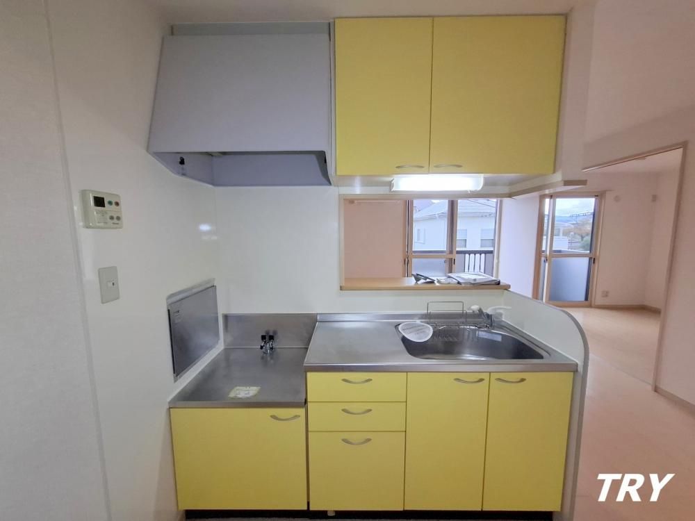 �y�L�b�`���z�@