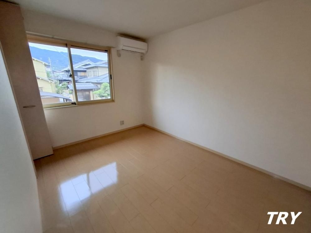 �y�Q���z�@