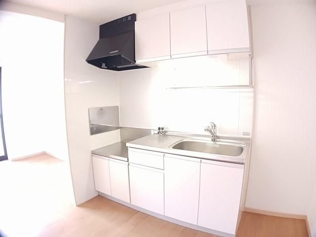 �y�L�b�`���z�@