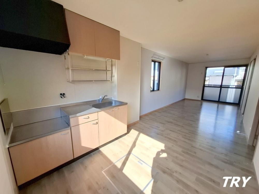 �y�L�b�`���z�@