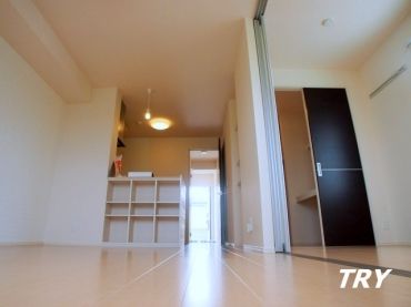 �y�����E���r���O�z�@�����r���O�@10.5�����m���@4����