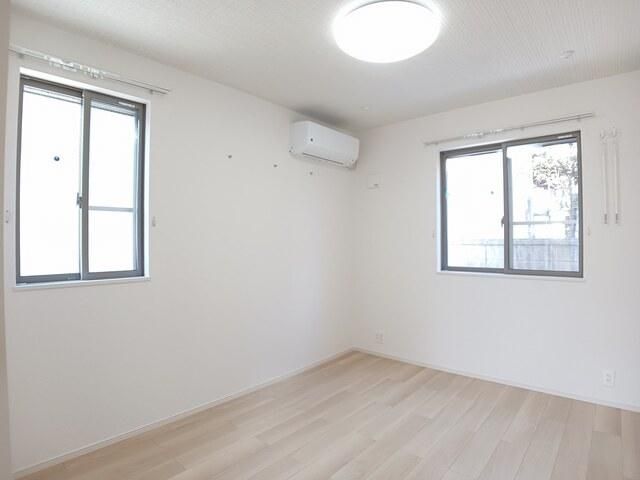 �y���̑������E�X�y�[�X�z�@