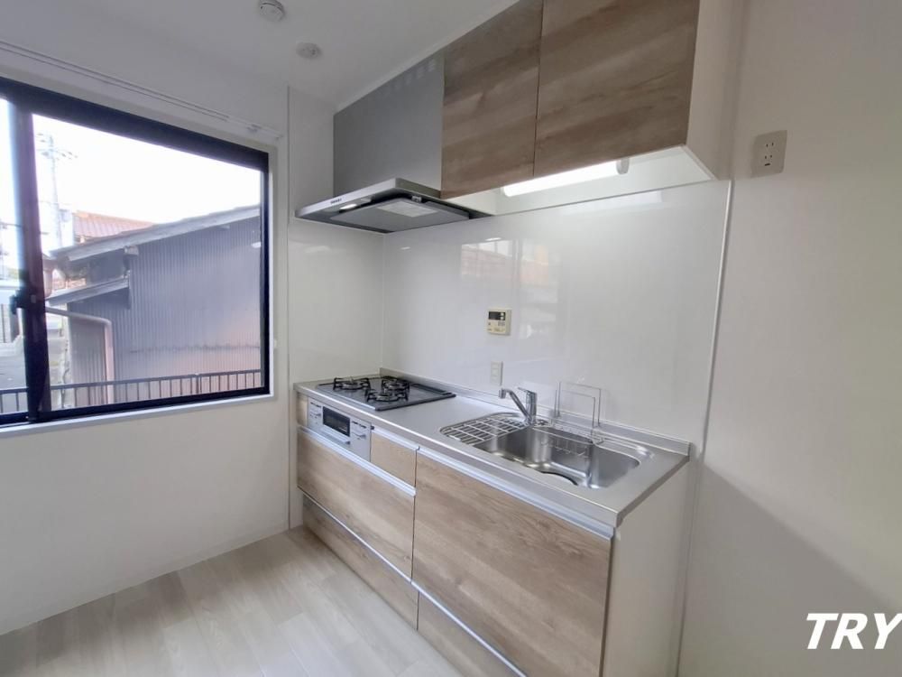 �y�L�b�`���z�@