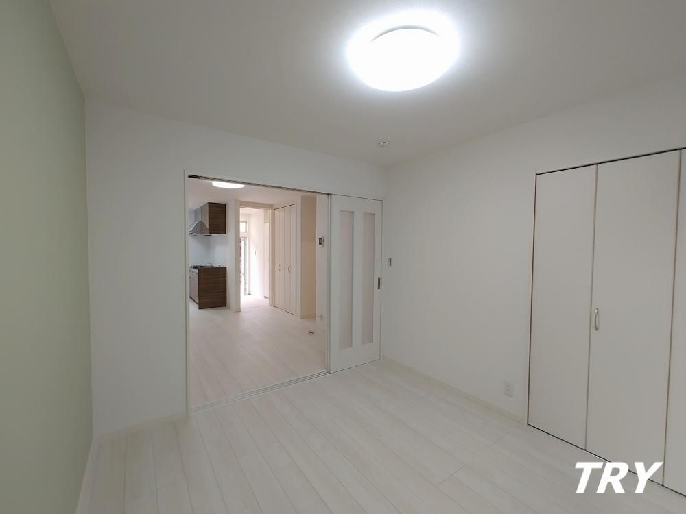 �y�Q���z�@