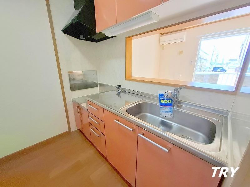 �y�L�b�`���z�@