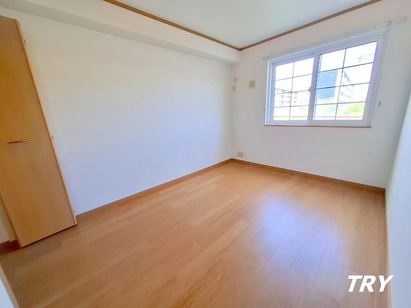 �y�Q���z�@