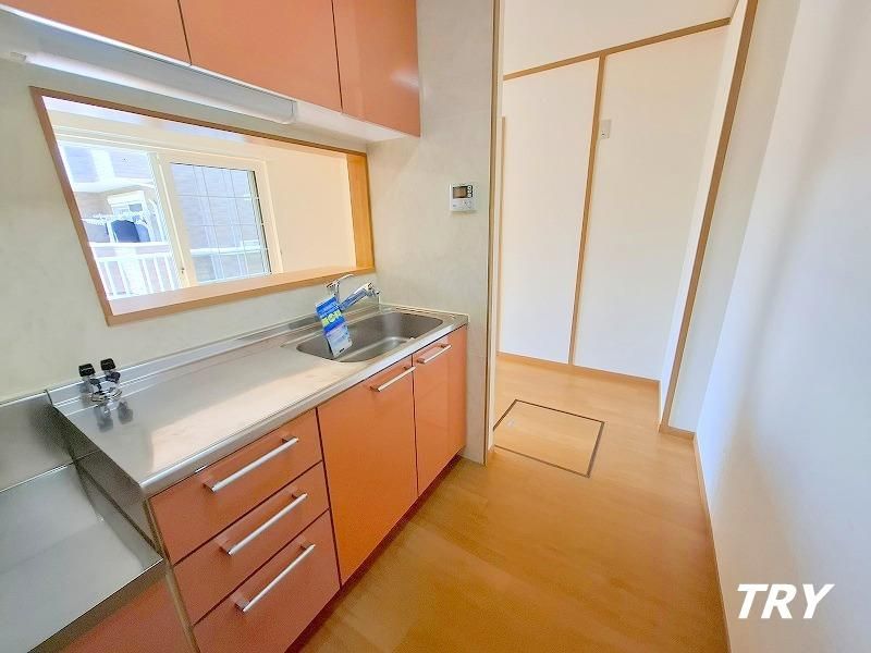 �y�L�b�`���z�@