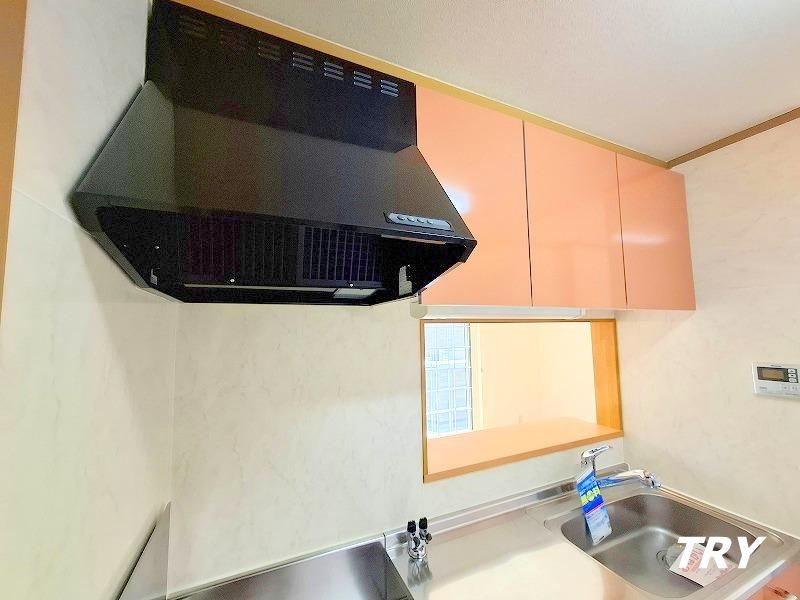 �y�L�b�`���z�@