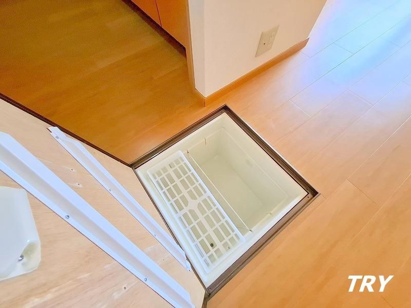 �y���[�z�@