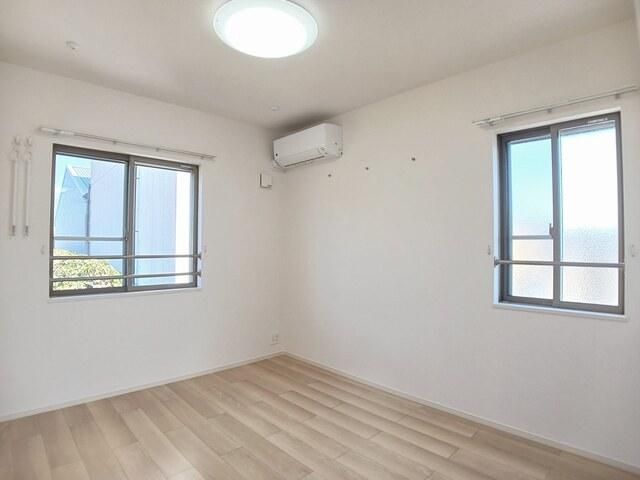 �y���̑������E�X�y�[�X�z�@