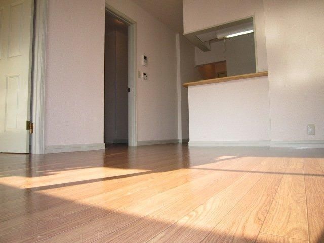 �y���ԁE���r���O�z�@