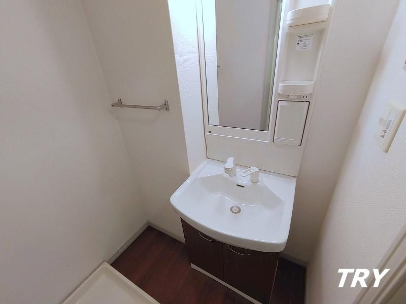 �y���ʏ��z�@