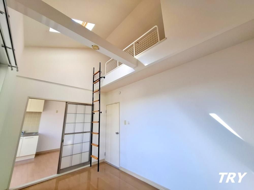 �y���̑������E�X�y�[�X�z�@