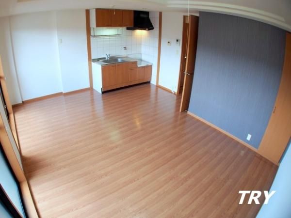 �y�����E���r���O�z�@���r���O�@13.2���@�G�A�R���t