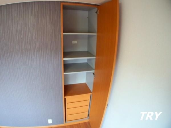�y���[�z�@���r���O�@13.2���@�N���[�[�b�g