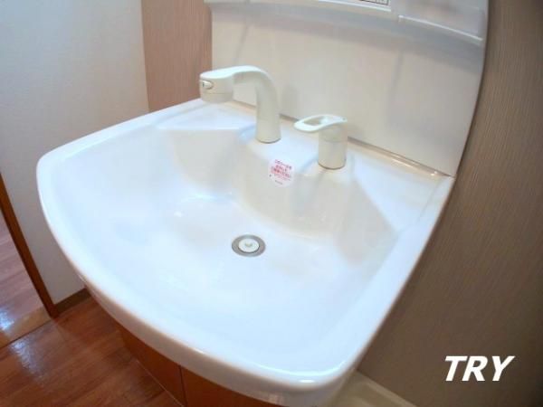 �y���ʏ��z�@�V�����v�[�h���b�T�[