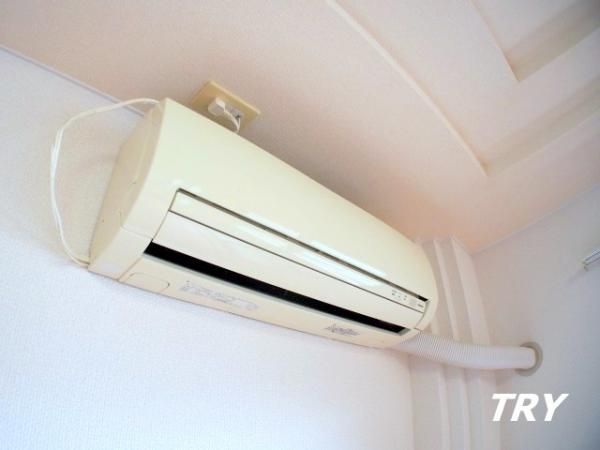 �y���̑��ݔ��z�@�G�A�R��