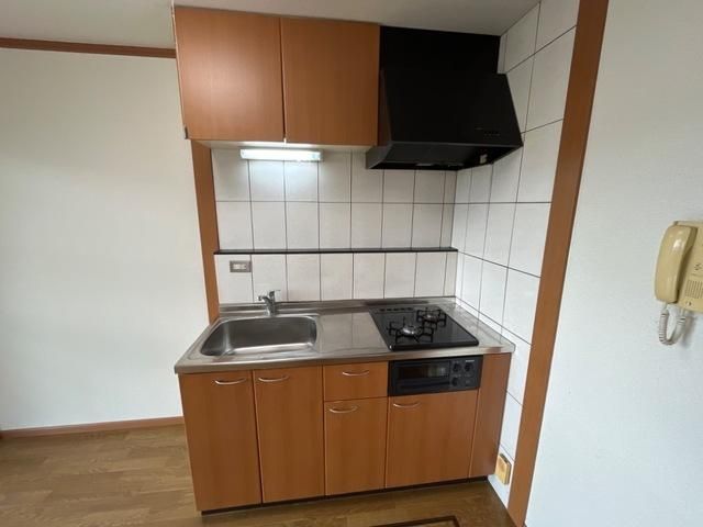 �y���ԁE���r���O�z�@