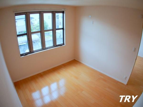 �y�Q���z�@