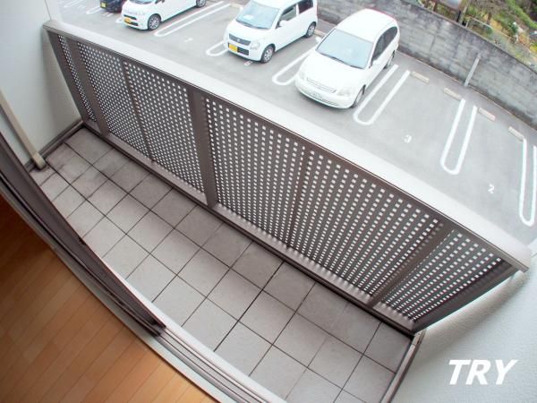 �y�o���R�j�[�z�@