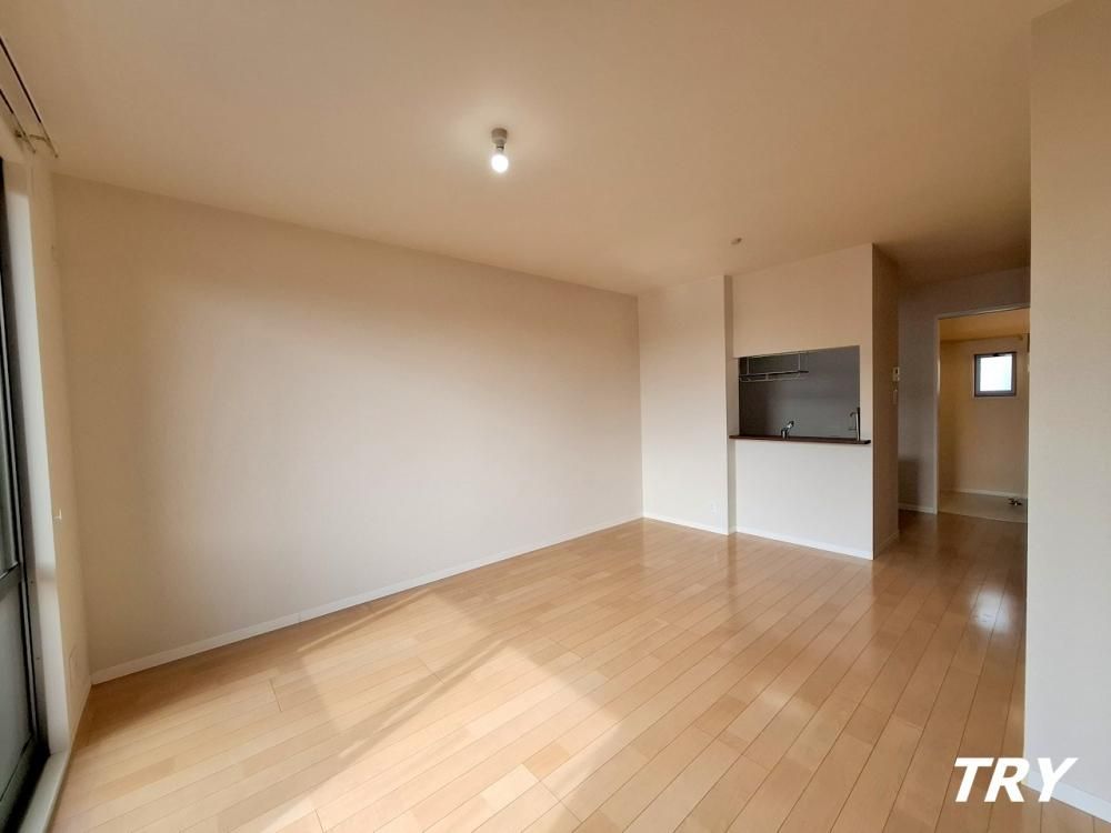 �y���ԁE���r���O�z�@