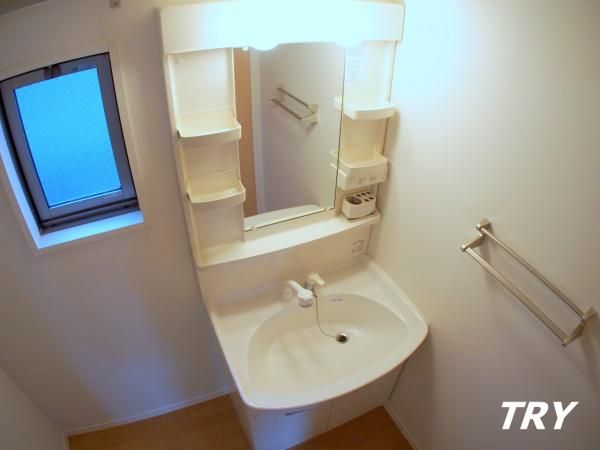 �y���ʏ��z�@