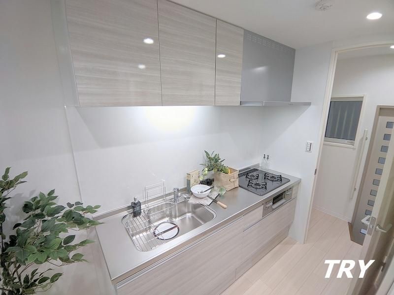 �y�L�b�`���z�@