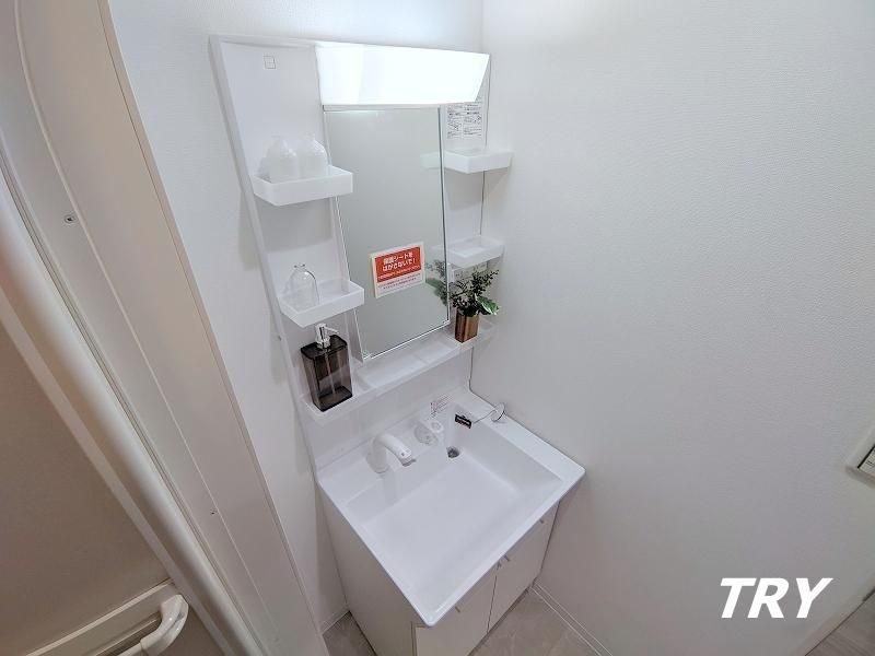 �y���ʏ��z�@