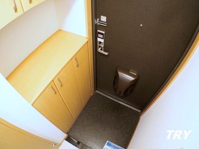 �y���ցz�@