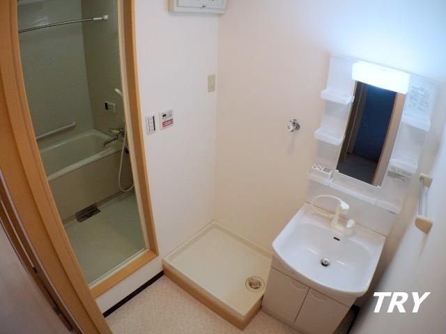 �y���ʏ��z�@